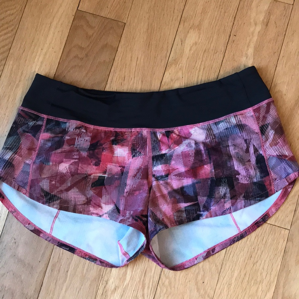 SOLD SOLD SOLS Lululemon speed up shorts 2.5